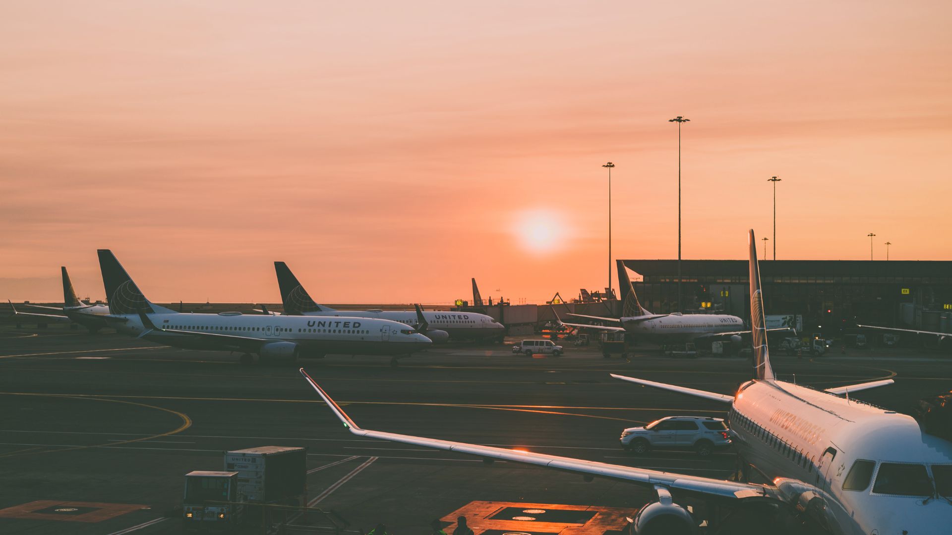 Optimizing Airline Inventory Management with a Self-Service Group Booking Tool for Bulk Content Distribution Partners